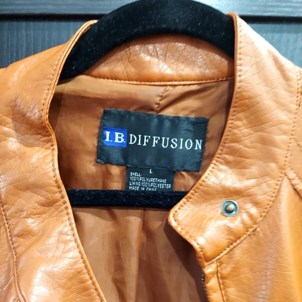 Jacket - Picture 3 of 3